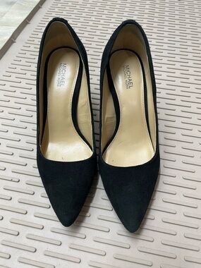Michael Kors Dorothy Flex Pump Womens‎ Black Suede Excellent Pointed Toe Heels